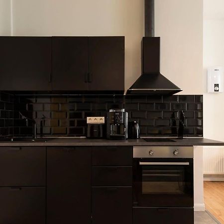 Lovely Apartment In The Near Of Kudamm Berlim Exterior foto