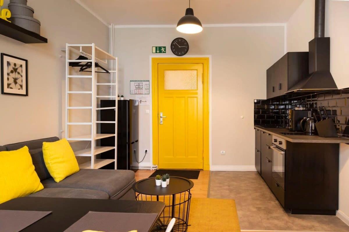 Lovely Apartment In The Near Of Kudamm Berlim Exterior foto